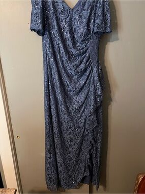 Alex Evenings Elegant Slate Blue Lace Evening Dress with Sequin Detail
